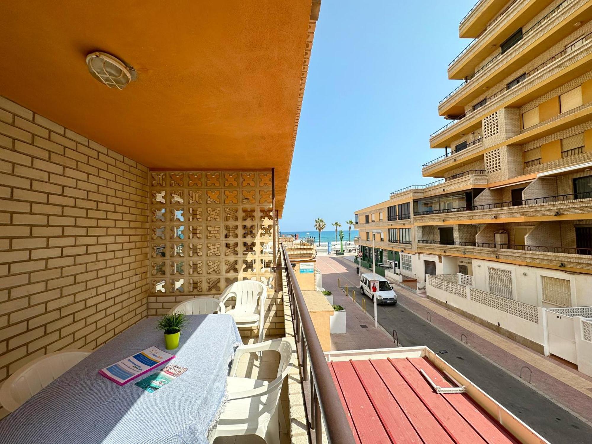 Apartamentos Bernat 3000 Oropesa del Mar Exterior photo
